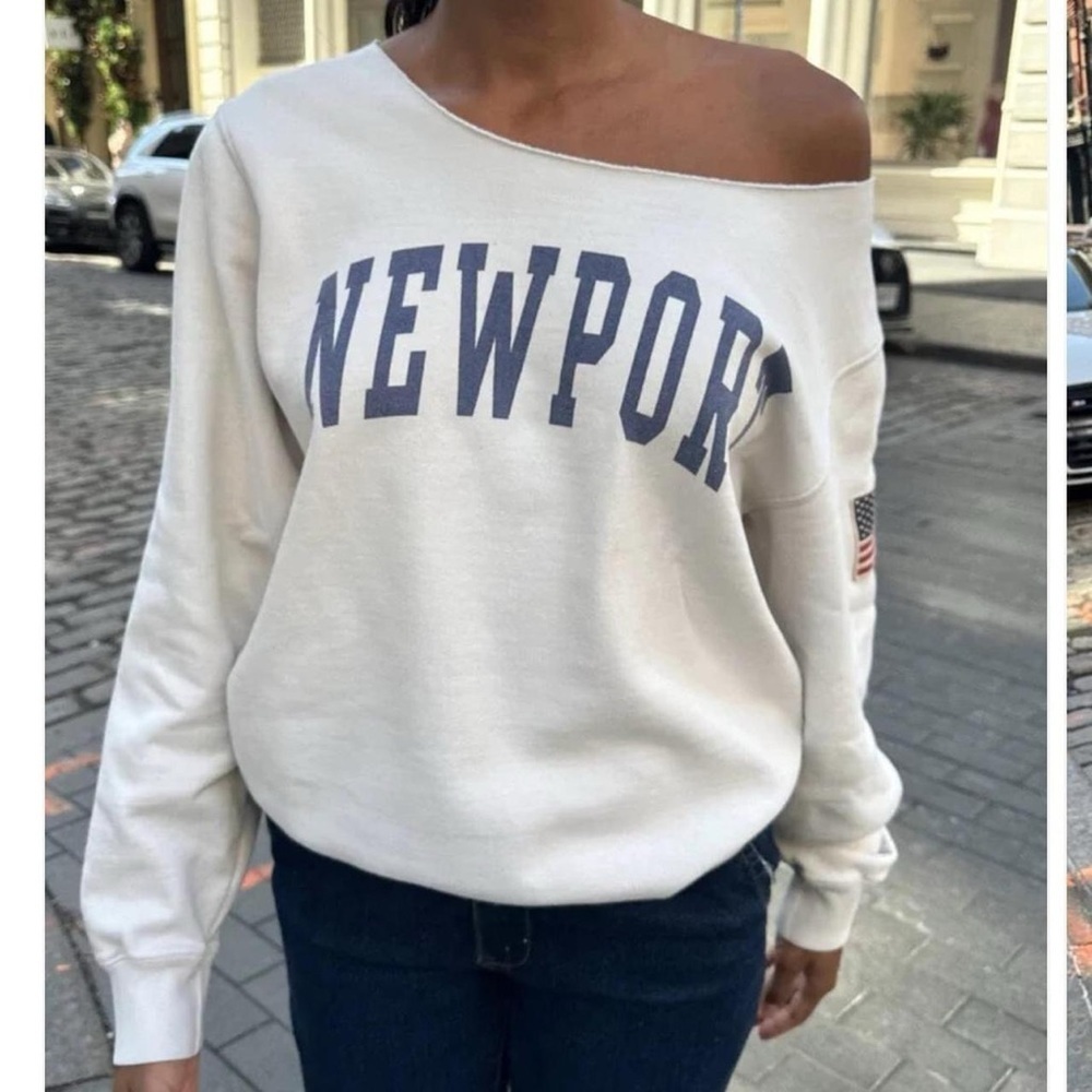 brandy melville newport sweatshirt